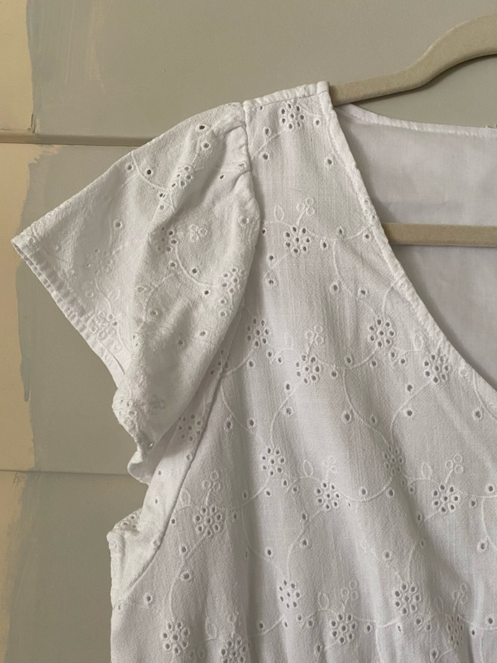 White Eyelet Whimsy Garden Cottage Prairie V-Neck Smocked Peplum Lined Blouse - Picture 2 of 7